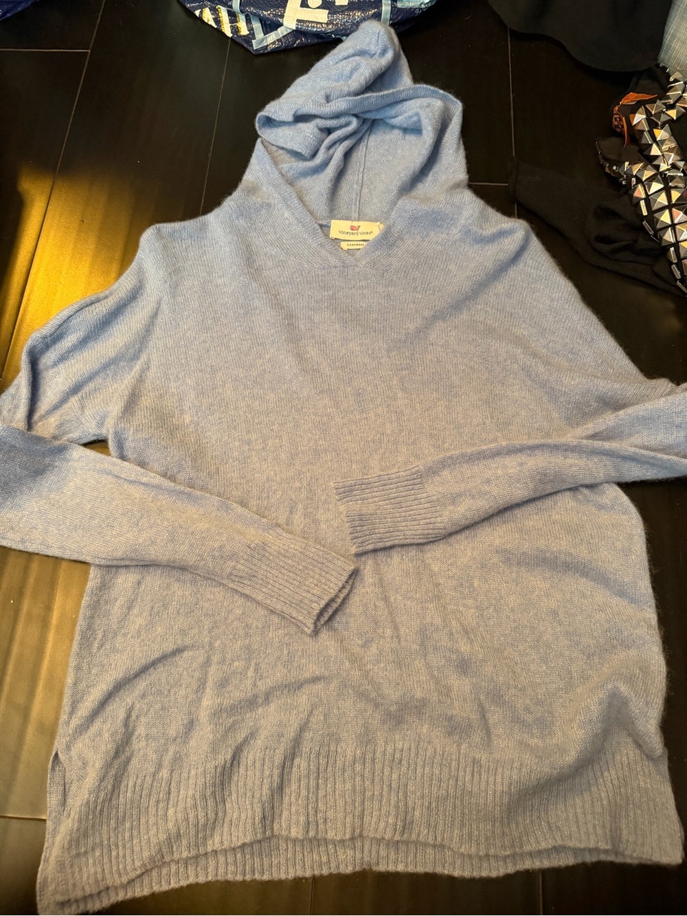 Vineyard Vines lofty cashmere Light Blue V-Neck Hooded Sweater Euc small